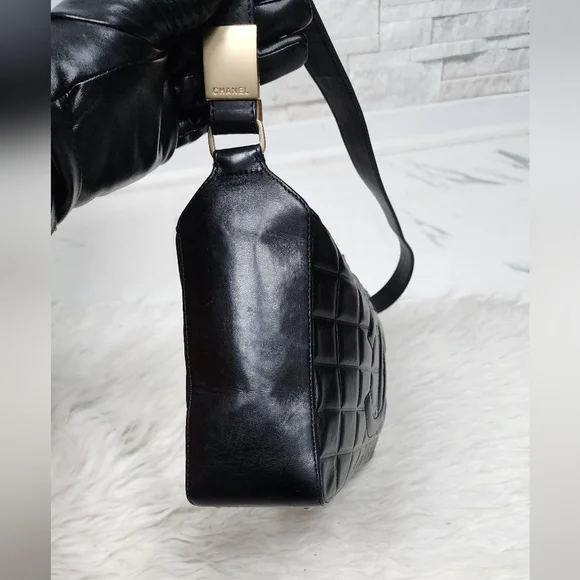 Chanel Black Chocolate Bar LeatherShoulder - Picture 10 of 14